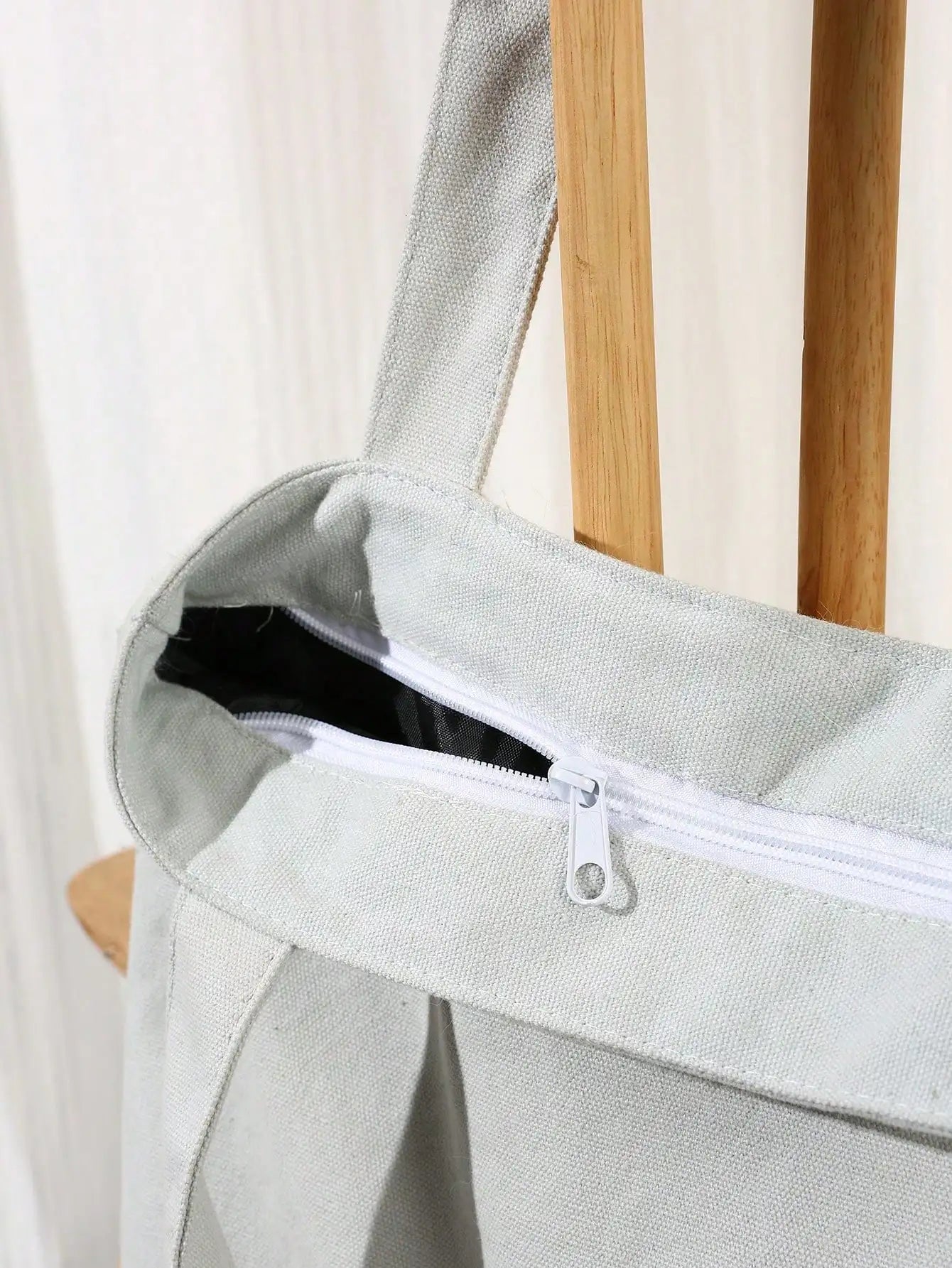 Pet Canvas Shoulder Bag Lion Shaped Cute Cat Carrier Portable Shoulder Carrying Bag Chest Cat Bag Outdoor Cat Tote